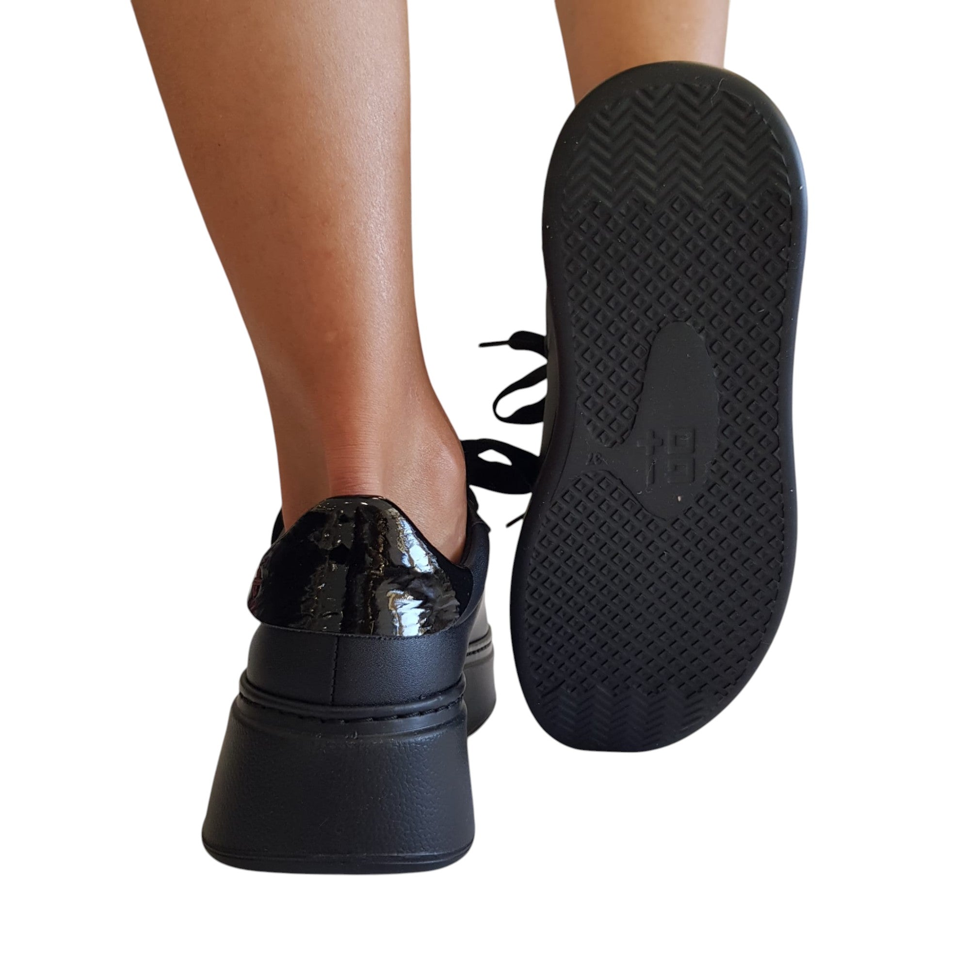 Gio+ Sneakers Donna Pelle Nero www.offidani.it