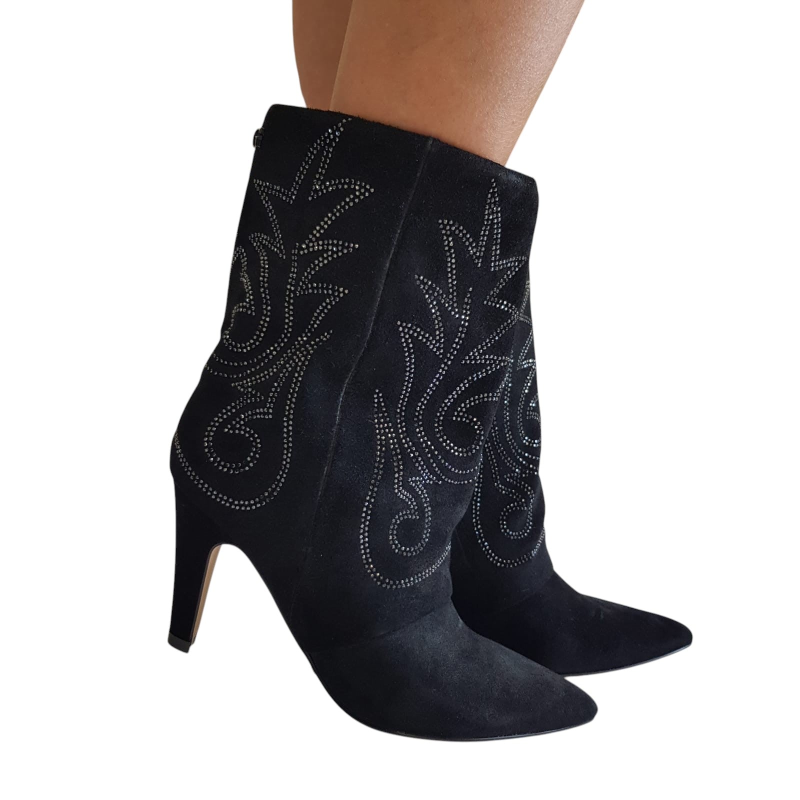 Guess Stivaletto Tronchetto Donna Camoscio Nero www.offidani.it