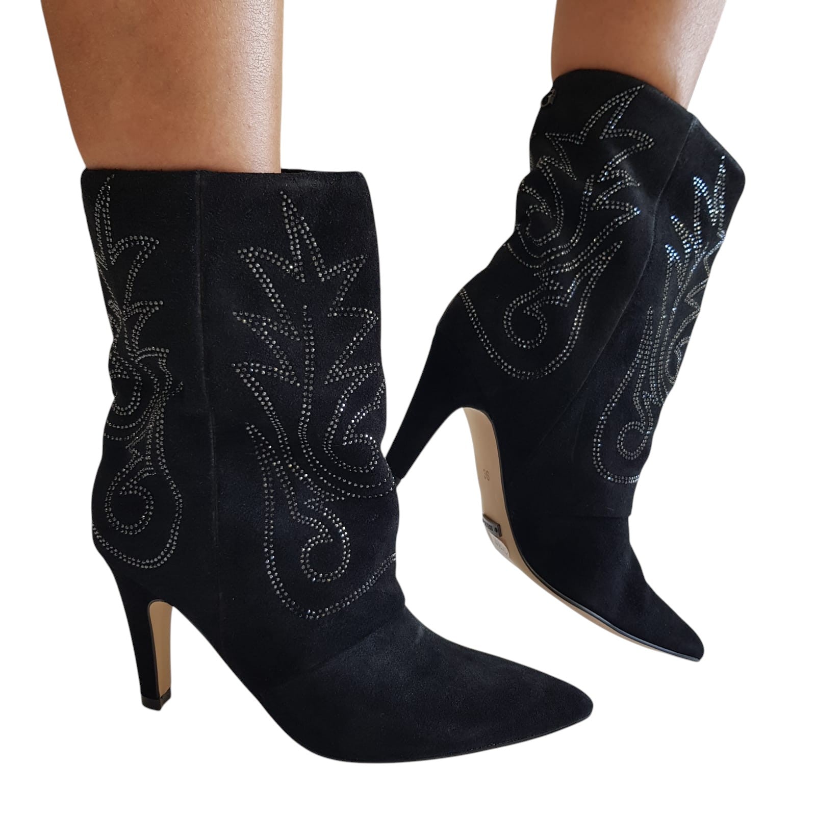 Guess Stivaletto Tronchetto Donna Camoscio Nero www.offidani.it