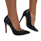 Andrea Pinto Dècolletè Donna Black
www.offidani.it