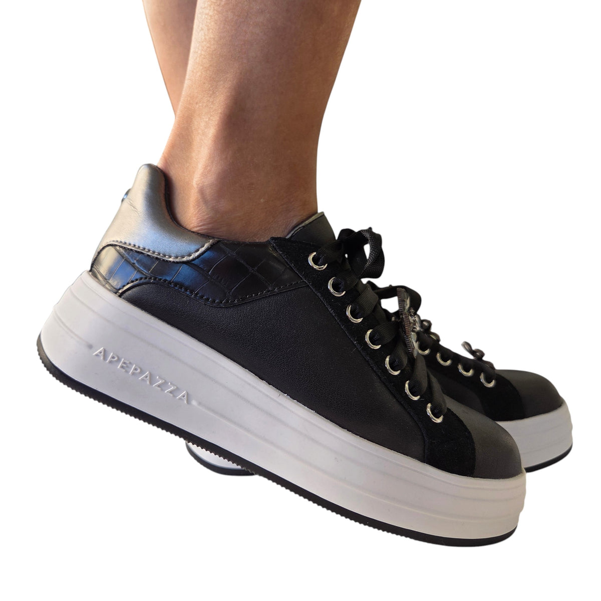 Apepazza sneaker donna pelle nera www.offidani.it