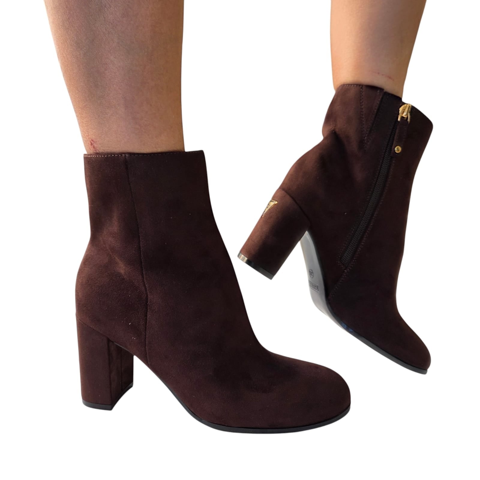 Guess stivaletto donna marrone www.offidani.it